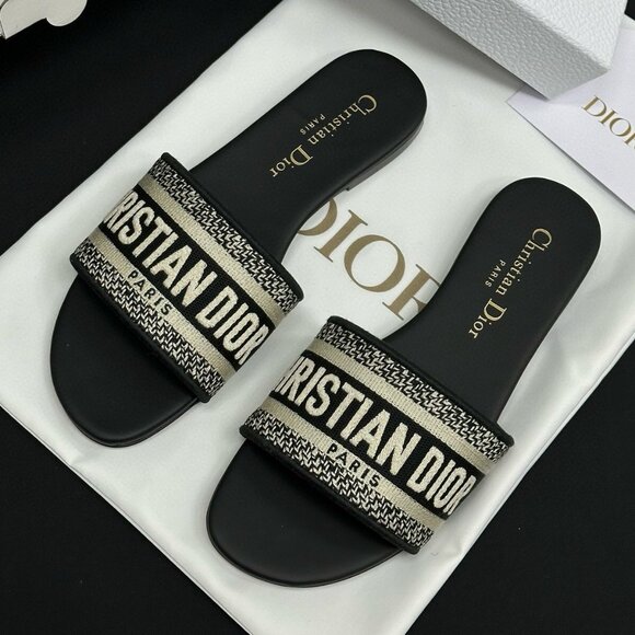 Christian Dior Sandals - Picture 2 of 9